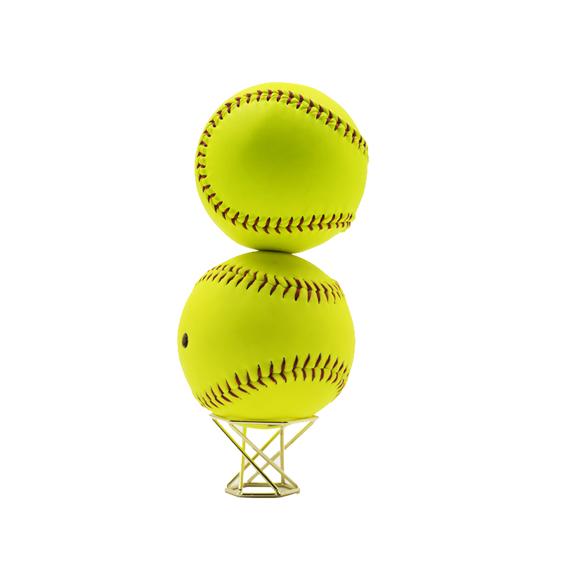 Individuelle Kombination aus hochwertigem Softball und Baseball im neuen Design mit Schrauben