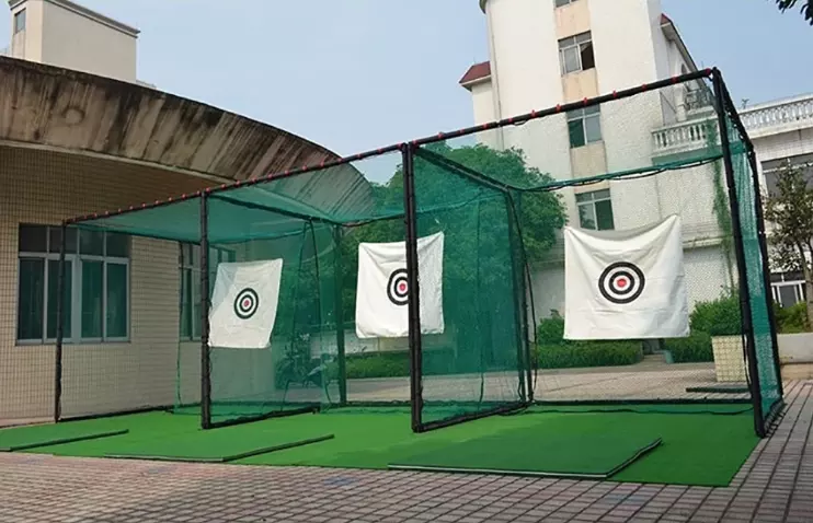 3 x 3 x 3 m großer Indoor- und Outdoor-Einzelgolf-Schlagnetz-Golfübungskäfig mit Ziel