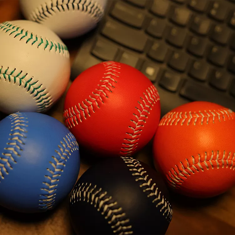 Maßgeschneiderter, farbenfroher, schwerer Trainings-Baseballball für Pitching- und Wurfübungen